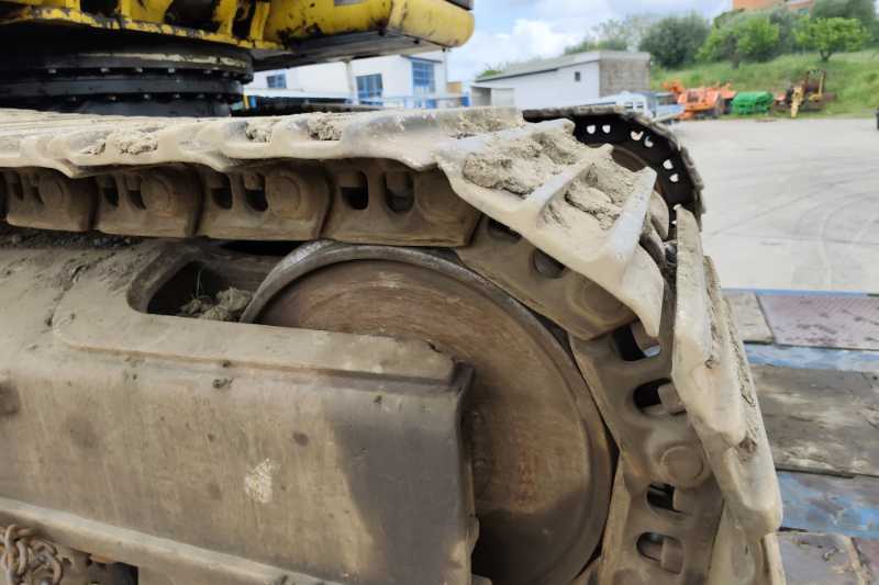 OmecoHub - Immagine NEW HOLLAND E245